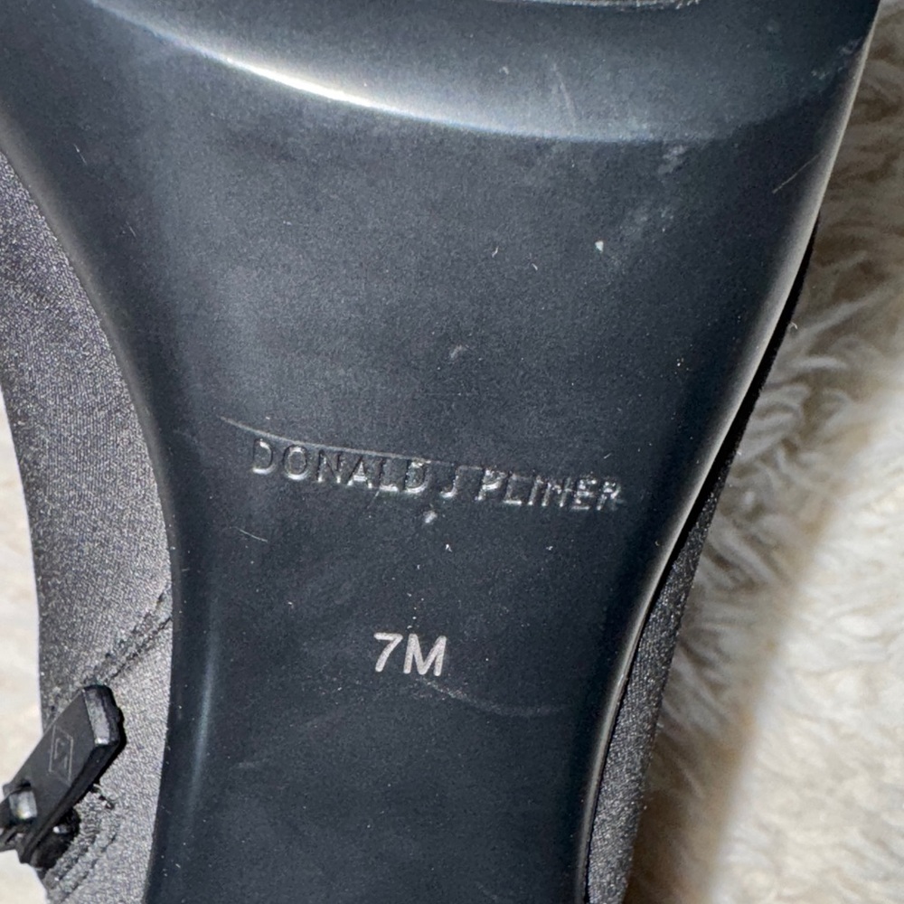 Donald J Pliner high heel boots - Picture 7 of 7